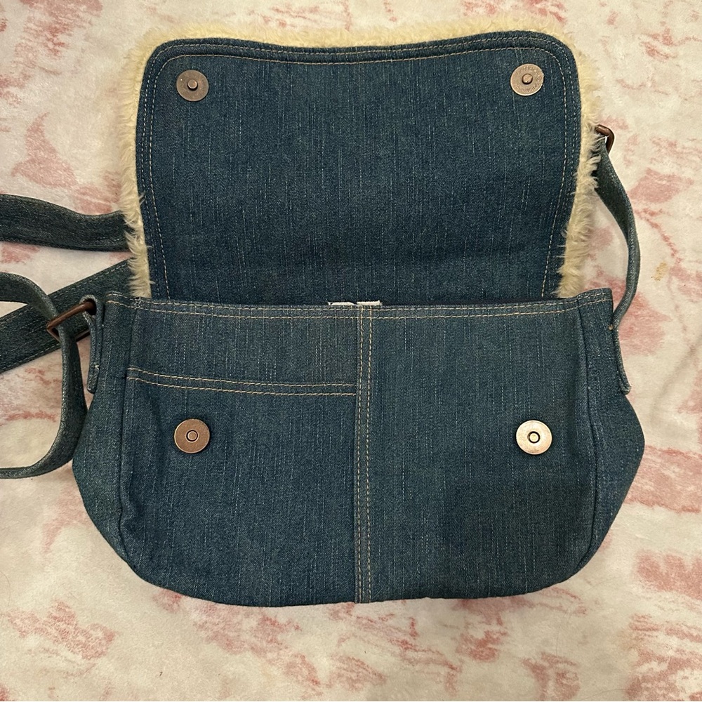 Vintage Y2K ROXY Denim Shoulder Bag with Faux Fur Trim - Picture 6 of 10